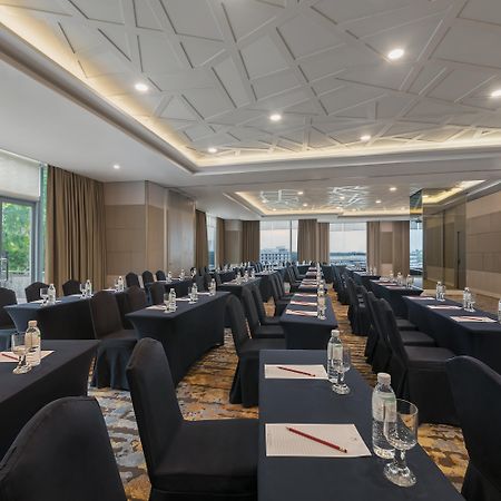 Ascott Makati Otel Makati City Dış mekan fotoğraf